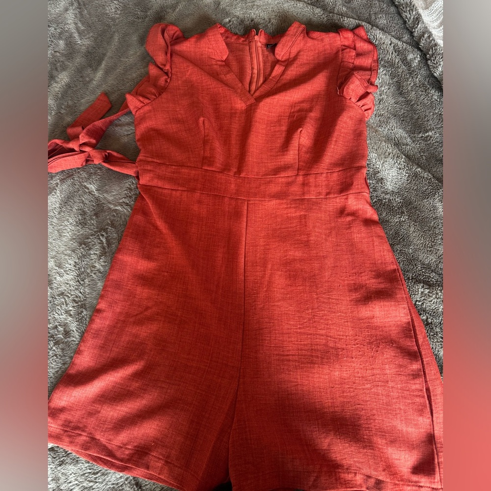 SHEIN Red Ruffle Sleeve Romper